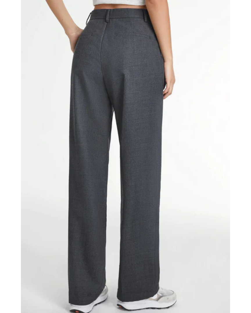 Elegante en Modellende T-Curve™ Broeken