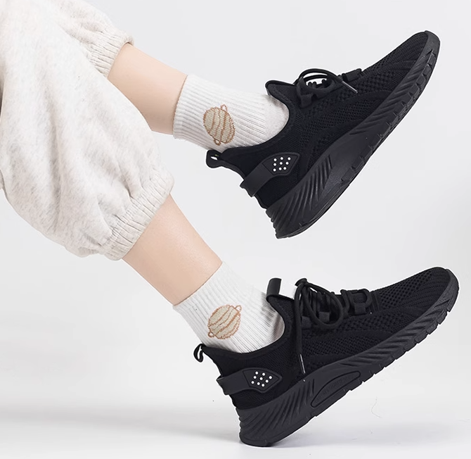 LUCIA | Orthopedische Sneakers met Volledige Ondersteuning en Ademend Comfort voor Elke Stap