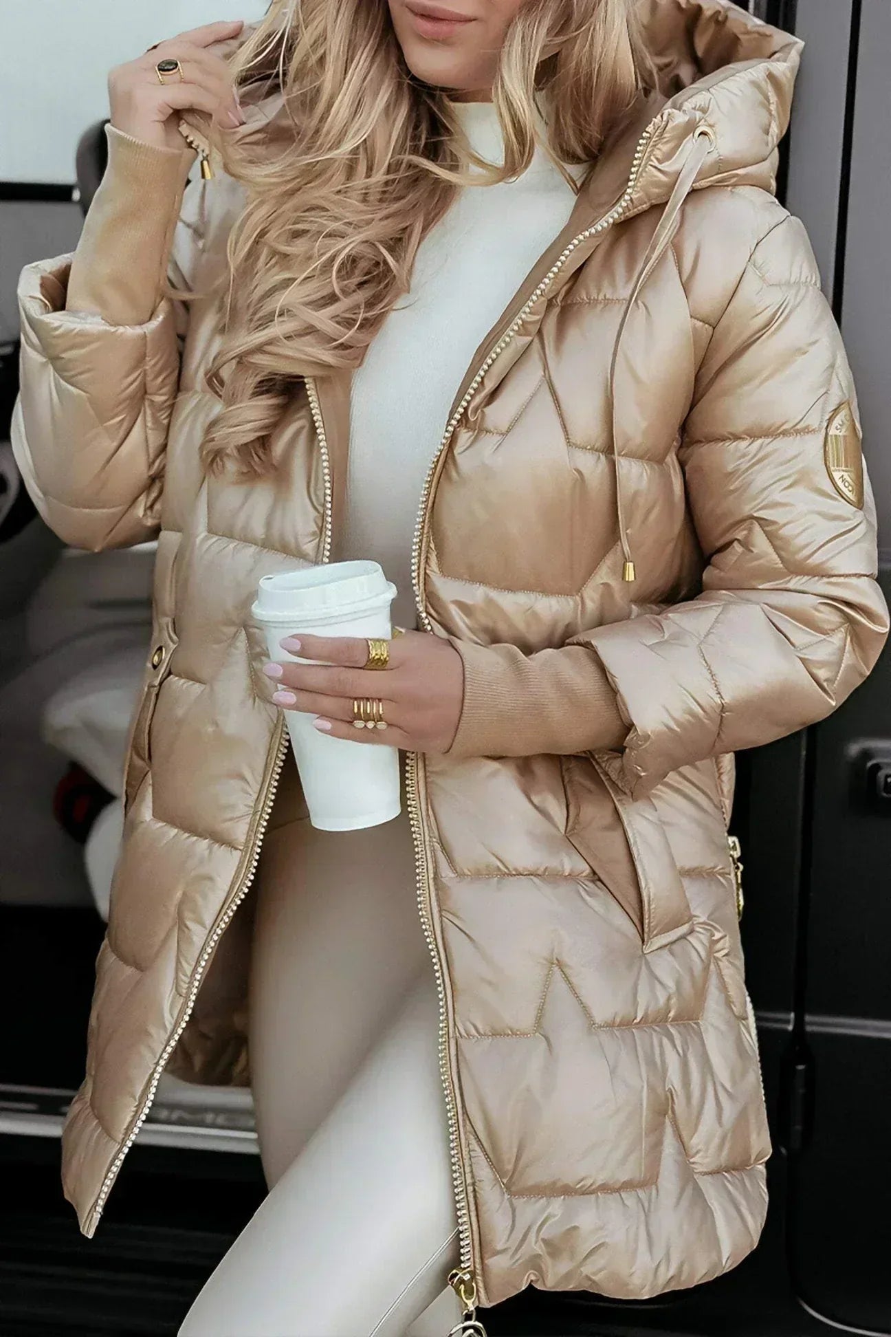 LORETTA | Lange Winterjas met Beschermende Warmte en Tijdloze Elegantie